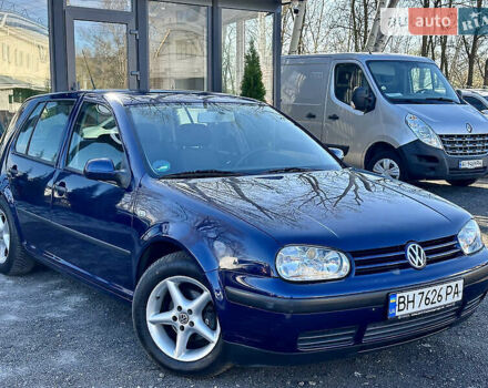 Синий Фольксваген Гольф, объемом двигателя 1.39 л и пробегом 210 тыс. км за 4500 $, фото 1 на Automoto.ua