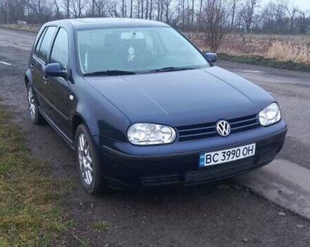 Синий Фольксваген Гольф, объемом двигателя 1.6 л и пробегом 220 тыс. км за 4000 $, фото 1 на Automoto.ua