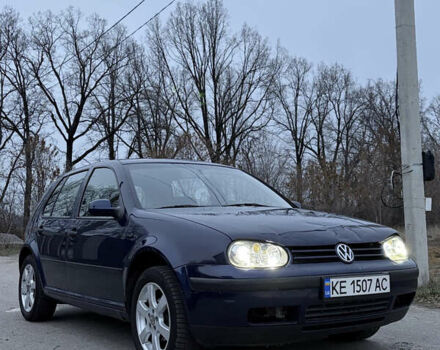 Синий Фольксваген Гольф, объемом двигателя 1.39 л и пробегом 237 тыс. км за 2550 $, фото 1 на Automoto.ua