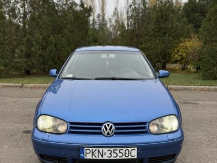 Синий Фольксваген Гольф, объемом двигателя 1.9 л и пробегом 300 тыс. км за 2900 $, фото 1 на Automoto.ua