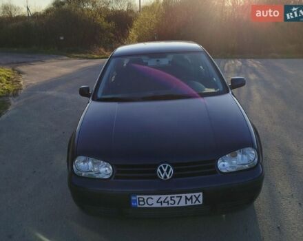 Синий Фольксваген Гольф, объемом двигателя 1.39 л и пробегом 262 тыс. км за 3300 $, фото 1 на Automoto.ua