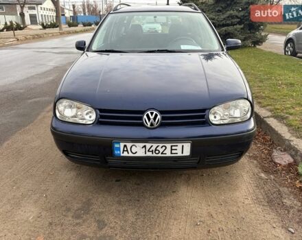 Синий Фольксваген Гольф, объемом двигателя 1.6 л и пробегом 382 тыс. км за 3150 $, фото 1 на Automoto.ua