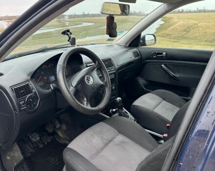 Синий Фольксваген Гольф, объемом двигателя 1.9 л и пробегом 435 тыс. км за 1650 $, фото 1 на Automoto.ua