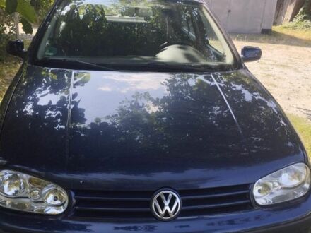 Синий Фольксваген Гольф, объемом двигателя 1.4 л и пробегом 241 тыс. км за 4200 $, фото 1 на Automoto.ua