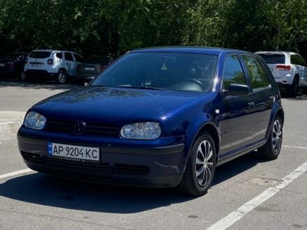 Синий Фольксваген Гольф, объемом двигателя 1.6 л и пробегом 278 тыс. км за 3800 $, фото 1 на Automoto.ua