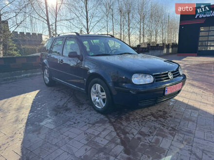 Синий Фольксваген Гольф, объемом двигателя 1.6 л и пробегом 240 тыс. км за 4600 $, фото 1 на Automoto.ua