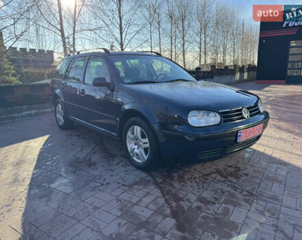 Синий Фольксваген Гольф, объемом двигателя 1.6 л и пробегом 240 тыс. км за 4600 $, фото 1 на Automoto.ua