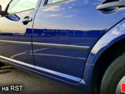 Фольксваген Гольф 2002 в Виннице на Automoto.ua Синий Фольксваген Гольф, объемом двигателя 1.4 л и пробегом 210 тыс. км за 4400 $, фото 1 на Automoto.ua