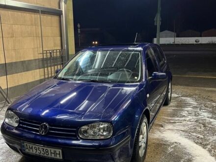 Синий Фольксваген Гольф, объемом двигателя 1.4 л и пробегом 260 тыс. км за 3600 $, фото 1 на Automoto.ua