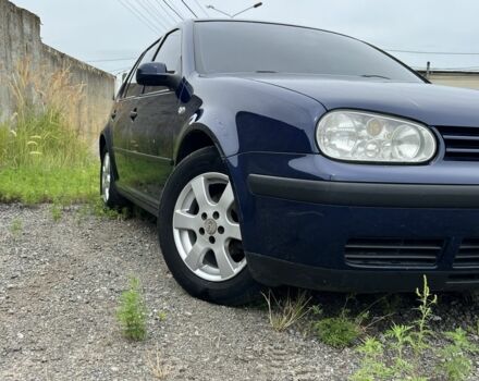 Синий Фольксваген Гольф, объемом двигателя 1.4 л и пробегом 236 тыс. км за 3900 $, фото 1 на Automoto.ua