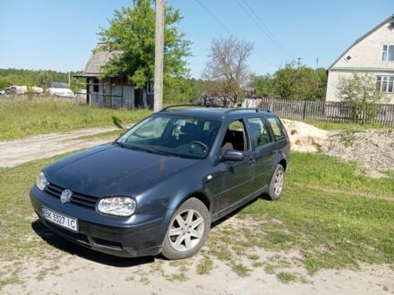 Фольксваген Гольф 2003 у Костополе на Automoto.ua Синій Фольксваген Гольф, об'ємом двигуна 1.9 л та пробігом 350 тис. км за 3500 $, фото 1 на Automoto.ua