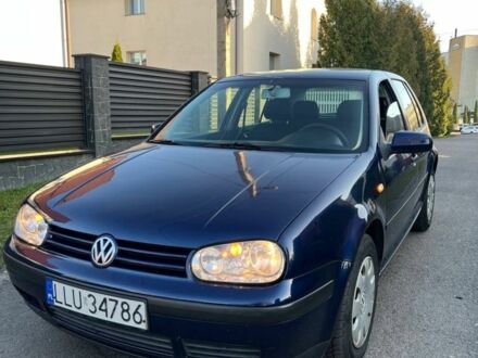 Синий Фольксваген Гольф, объемом двигателя 1.9 л и пробегом 357 тыс. км за 1999 $, фото 1 на Automoto.ua