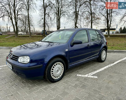 Синий Фольксваген Гольф, объемом двигателя 1.6 л и пробегом 190 тыс. км за 4300 $, фото 1 на Automoto.ua