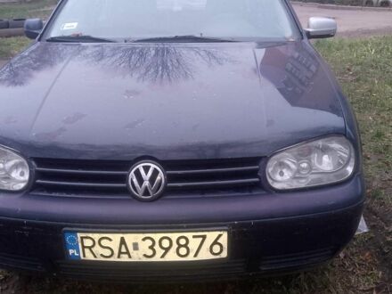 Синий Фольксваген Гольф, объемом двигателя 2 л и пробегом 356 тыс. км за 1900 $, фото 1 на Automoto.ua