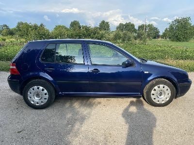 Синій Фольксваген Гольф, об'ємом двигуна 1.4 л та пробігом 233 тис. км за 3569 $, фото 1 на Automoto.ua