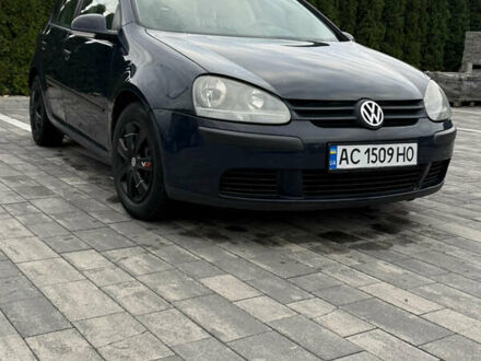 Фольксваген Гольф 2004 в Луцке на Automoto.ua Синий Фольксваген Гольф, объемом двигателя 1.39 л и пробегом 245 тыс. км за 5100 $, фото 1 на Automoto.ua