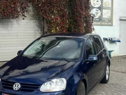 Фольксваген Гольф 2004 в Рожище на Automoto.ua Синий Фольксваген Гольф, объемом двигателя 0 л и пробегом 267 тыс. км за 4800 $, фото 1 на Automoto.ua