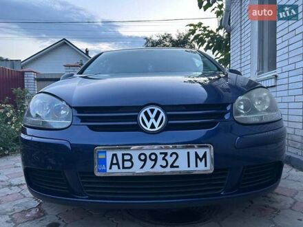 Фольксваген Гольф 2004 у Тульчине на Automoto.ua Синій Фольксваген Гольф, об'ємом двигуна 1.6 л та пробігом 210 тис. км за 5570 $, фото 1 на Automoto.ua