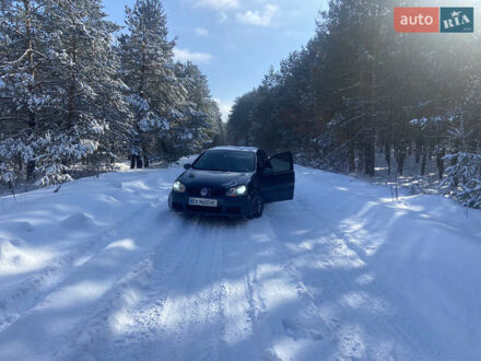 Синий Фольксваген Гольф, объемом двигателя 1.9 л и пробегом 350 тыс. км за 5500 $, фото 1 на Automoto.ua