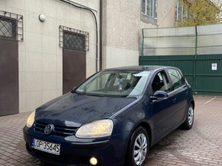 Синий Фольксваген Гольф, объемом двигателя 1.9 л и пробегом 420 тыс. км за 2250 $, фото 1 на Automoto.ua