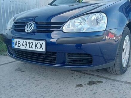 Синий Фольксваген Гольф, объемом двигателя 1.39 л и пробегом 240 тыс. км за 5000 $, фото 1 на Automoto.ua