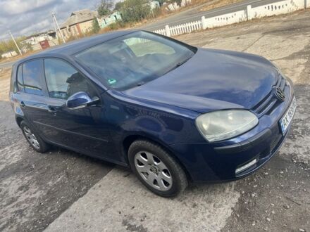 Фольксваген Гольф 2004 у Белой Церкве на Automoto.ua Синій Фольксваген Гольф, об'ємом двигуна 1.6 л та пробігом 208 тис. км за 4400 $, фото 1 на Automoto.ua