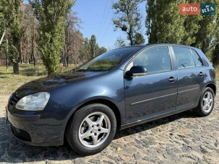 Фольксваген Гольф 2005 в Ахтырке на Automoto.ua Синий Фольксваген Гольф, объемом двигателя 1.4 л и пробегом 200 тыс. км за 5300 $, фото 1 на Automoto.ua