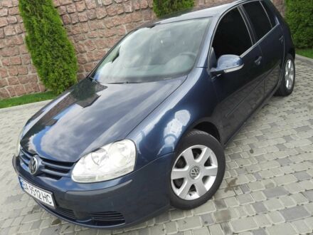 Фольксваген Гольф 2005 у Кропивницькому (Кіровограді) на Automoto.ua Синій Фольксваген Гольф, об'ємом двигуна 1.6 л та пробігом 252 тис. км за 5299 $, фото 1 на Automoto.ua