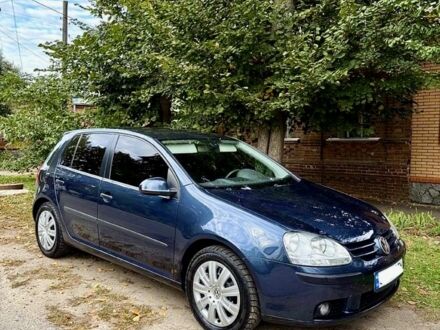 Синий Фольксваген Гольф, объемом двигателя 1.4 л и пробегом 157 тыс. км за 5100 $, фото 1 на Automoto.ua