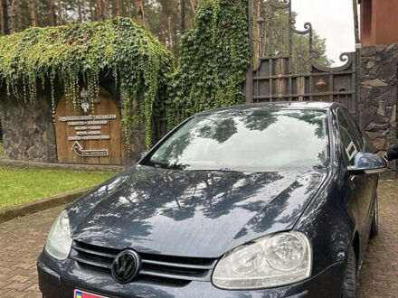 Фольксваген Гольф 2005 в Новояворовск на Automoto.ua Синий Фольксваген Гольф, объемом двигателя 1.6 л и пробегом 252 тыс. км за 5350 $, фото 1 на Automoto.ua