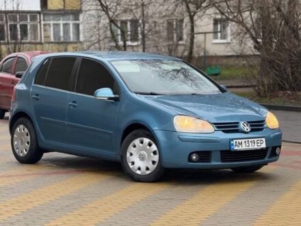 Синий Фольксваген Гольф, объемом двигателя 1.4 л и пробегом 240 тыс. км за 3999 $, фото 1 на Automoto.ua