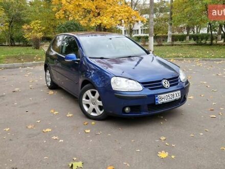 Синий Фольксваген Гольф, объемом двигателя 1.6 л и пробегом 275 тыс. км за 4000 $, фото 1 на Automoto.ua