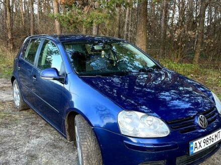 Синий Фольксваген Гольф, объемом двигателя 1.6 л и пробегом 230 тыс. км за 5600 $, фото 1 на Automoto.ua