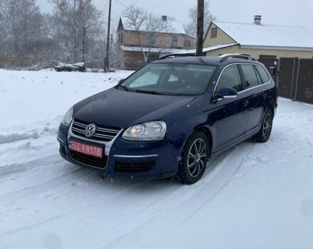 Синий Фольксваген Гольф, объемом двигателя 1.6 л и пробегом 226 тыс. км за 5500 $, фото 1 на Automoto.ua