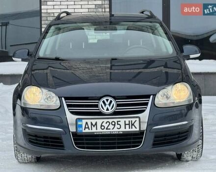 Синий Фольксваген Гольф, объемом двигателя 1.6 л и пробегом 196 тыс. км за 6200 $, фото 1 на Automoto.ua