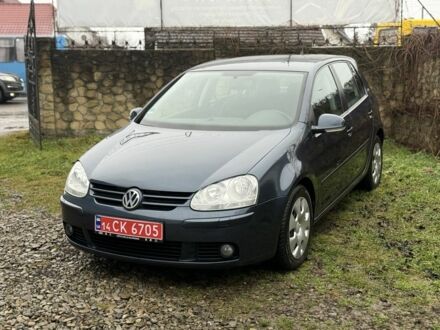 Синий Фольксваген Гольф, объемом двигателя 1.4 л и пробегом 236 тыс. км за 5500 $, фото 1 на Automoto.ua