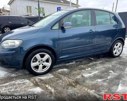 Синий Фольксваген Гольф, объемом двигателя 1.4 л и пробегом 22000 тыс. км за 5599 $, фото 1 на Automoto.ua