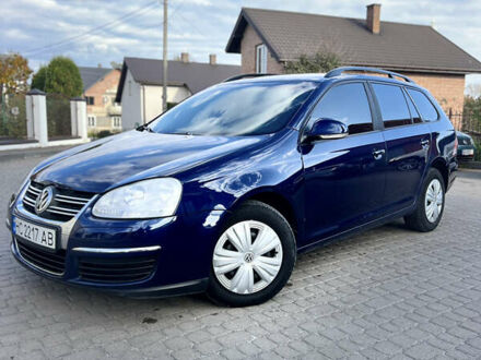Синий Фольксваген Гольф, объемом двигателя 1.6 л и пробегом 272 тыс. км за 5600 $, фото 1 на Automoto.ua