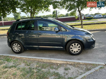 Фольксваген Гольф 2008 в Славянске на Automoto.ua Синий Фольксваген Гольф, объемом двигателя 1.39 л и пробегом 210 тыс. км за 5100 $, фото 1 на Automoto.ua