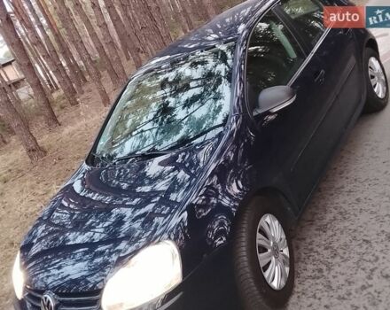 Синий Фольксваген Гольф, объемом двигателя 1.4 л и пробегом 205 тыс. км за 5700 $, фото 1 на Automoto.ua