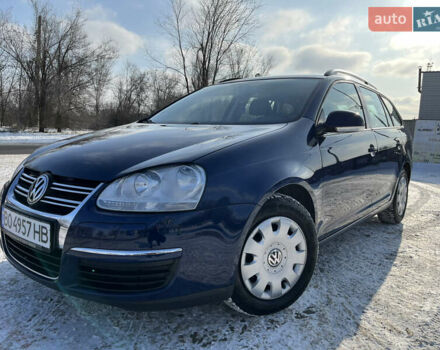 Синий Фольксваген Гольф, объемом двигателя 1.39 л и пробегом 165 тыс. км за 6399 $, фото 1 на Automoto.ua