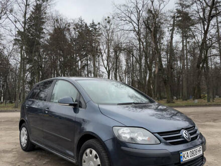 Синий Фольксваген Гольф, объемом двигателя 1.9 л и пробегом 361 тыс. км за 6700 $, фото 1 на Automoto.ua