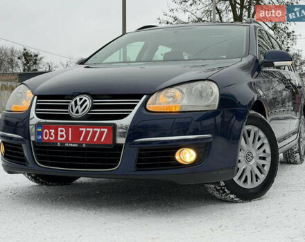 Синий Фольксваген Гольф, объемом двигателя 1.6 л и пробегом 209 тыс. км за 6150 $, фото 1 на Automoto.ua