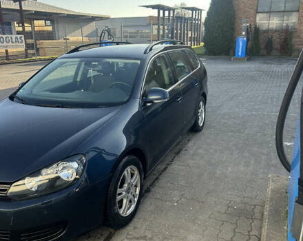 Синий Фольксваген Гольф, объемом двигателя 1.6 л и пробегом 165 тыс. км за 4000 $, фото 1 на Automoto.ua