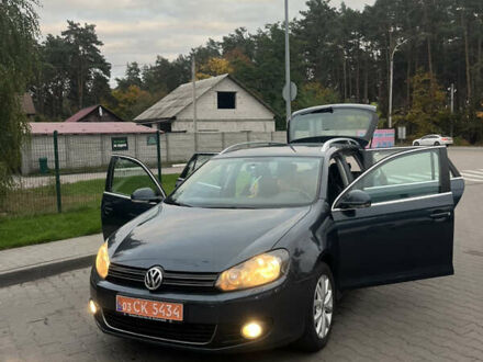 Фольксваген Гольф 2010 у Києві на Automoto.ua Синій Фольксваген Гольф, об'ємом двигуна 1.6 л та пробігом 237 тис. км за 7800 $, фото 1 на Automoto.ua