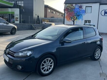 Синий Фольксваген Гольф, объемом двигателя 1.2 л и пробегом 248 тыс. км за 7000 $, фото 1 на Automoto.ua
