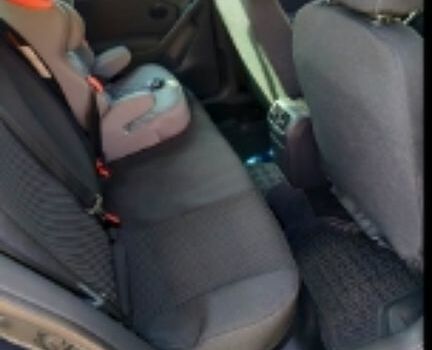 Синий Фольксваген Гольф, объемом двигателя 1.6 л и пробегом 285 тыс. км за 8000 $, фото 1 на Automoto.ua