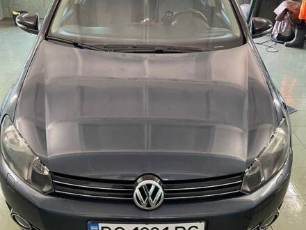 Синий Фольксваген Гольф, объемом двигателя 1.6 л и пробегом 208 тыс. км за 8999 $, фото 1 на Automoto.ua