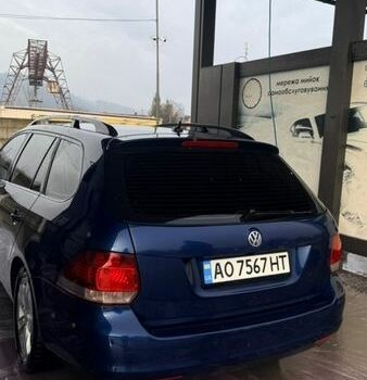 Синий Фольксваген Гольф, объемом двигателя 1.6 л и пробегом 269 тыс. км за 7800 $, фото 1 на Automoto.ua