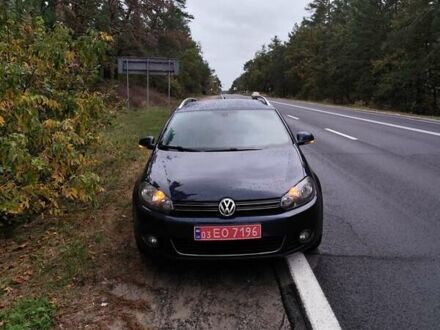 Фольксваген Гольф 2012 в Сарнах на Automoto.ua Синий Фольксваген Гольф, объемом двигателя 1.39 л и пробегом 243 тыс. км за 9200 $, фото 1 на Automoto.ua